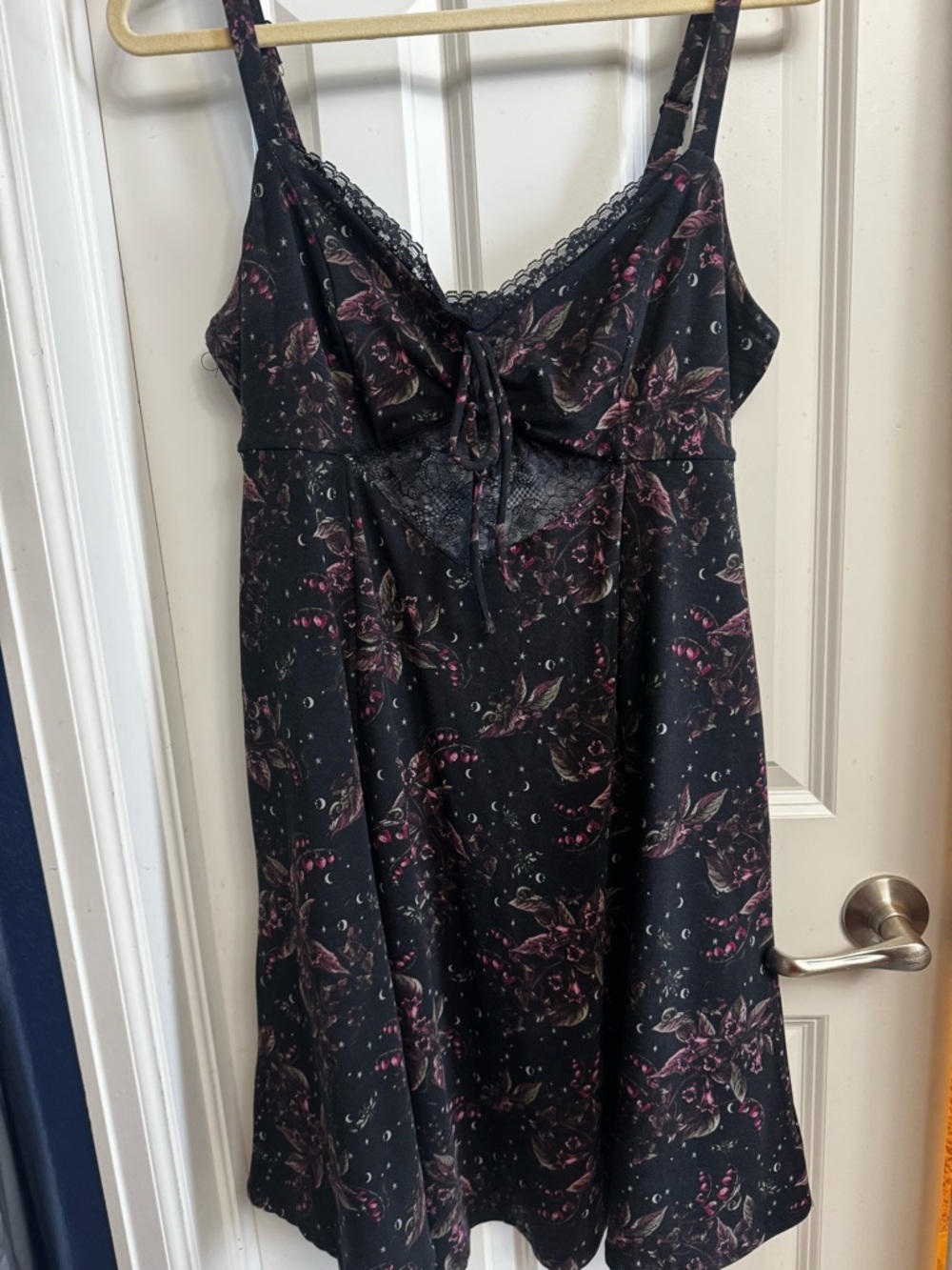 Torrid Nightfall Black Floral Lace Trim Tie-Front Top